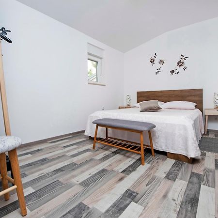 Paola Cozy Apartment Rovinj Dış mekan fotoğraf